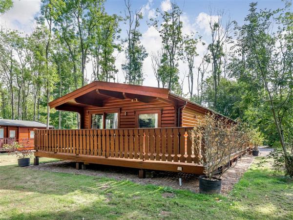 Wold Lodge Leisure- Cherry Lodge in Kenwick, near Louth, Lincolnshire