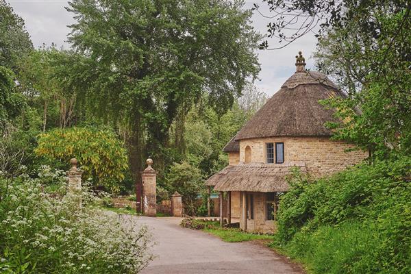 Woodland Round House - Dorset