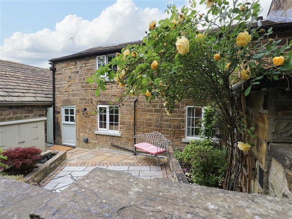 Woodman's Cottage in Newmillerdam, West Yorkshire