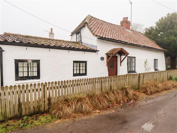 Yew Tree Cottage in Lincolnshire